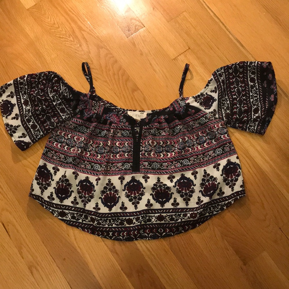 Off- Shoulder LA Hearts Top